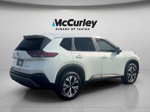 Used 2023 Nissan Rogue SV AWD/4WD image 6