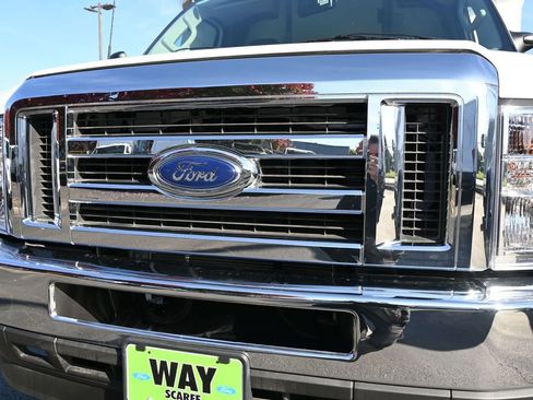 New 2025 Ford E-450 and Econoline 450 Super Duty w/ Power Equipment Group image 9