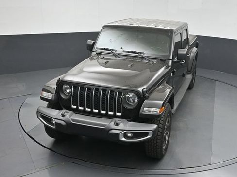 Used 2022 Jeep Gladiator Overland w/ Popular Equipment Package AWD/4WD image 36
