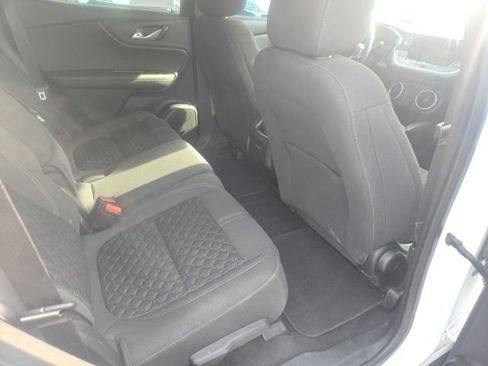 Used 2019 Chevrolet Blazer LT AWD/4WD image 24