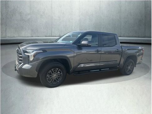 Used 2024 Toyota Tundra SR5 w/ SR5 Convenience Package AWD/4WD image 1