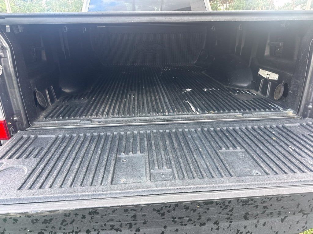 Used 2018 Ford F250 XLT w/ XLT Premium Package AWD/4WD image 16