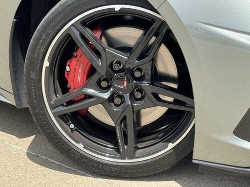 Used 2024 Chevrolet Corvette Stingray Preferred Cpe w/ Z51 Performance Package RWD image 34