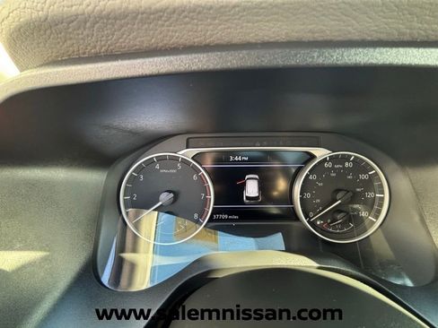 Certified 2023 Nissan Rogue SV w/ SV Premium B Package image 7