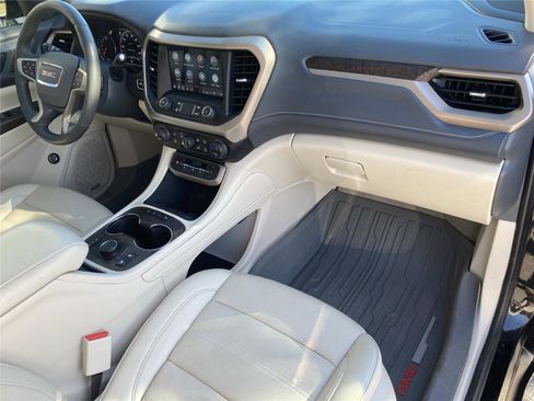 Used 2023 GMC Acadia Denali w/ Denali Ultimate Package image 32