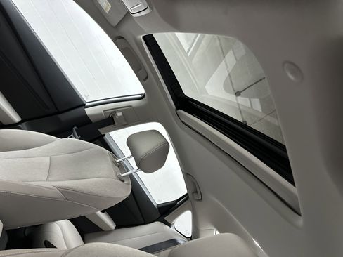 Used 2024 Honda Accord EX image 19
