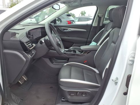 Used 2025 Buick Envision Sport Touring AWD/4WD image 18