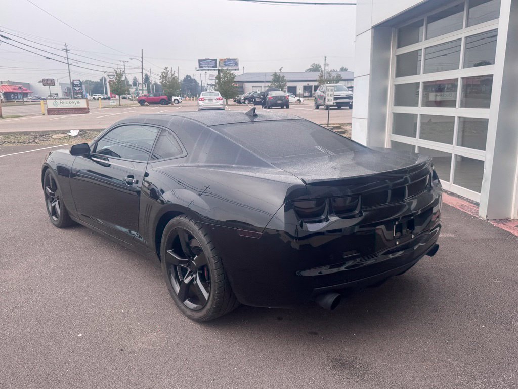 Used 2013 Chevrolet Camaro SS w/ RS Package RWD image 3
