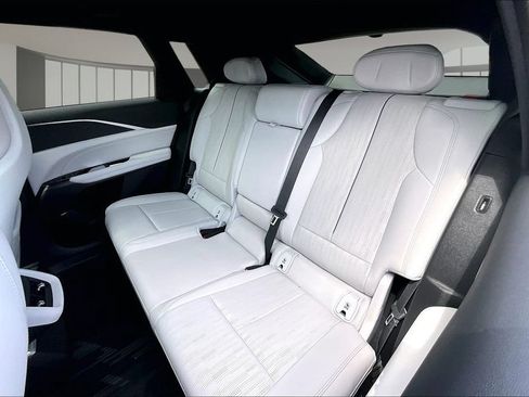 New 2026 Cadillac Lyriq Sport w/ LPO, Floor Liner Package AWD/4WD image 10