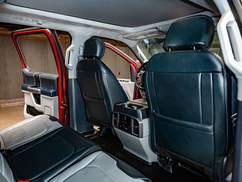 Used 2022 Ford F450 Limited w/ FX4 Off-Road Package image 27