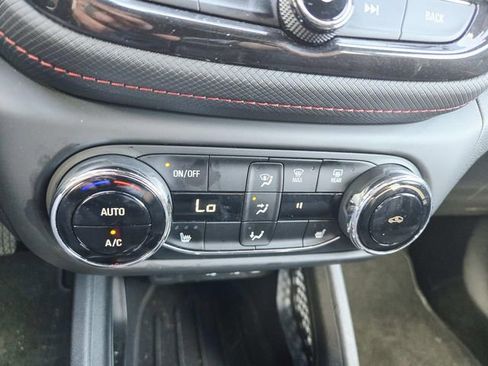 Used 2023 Chevrolet TrailBlazer RS w/ Convenience Package FWD image 22