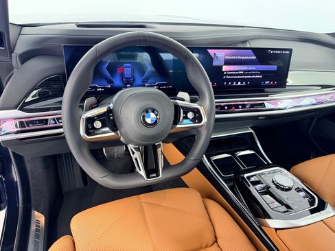 Used 2026 BMW 740i RWD image 4