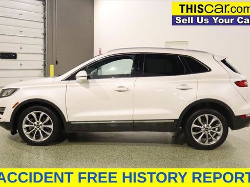 Used 2018 Lincoln MKC Select w/ Select Plus Package FWD image 5