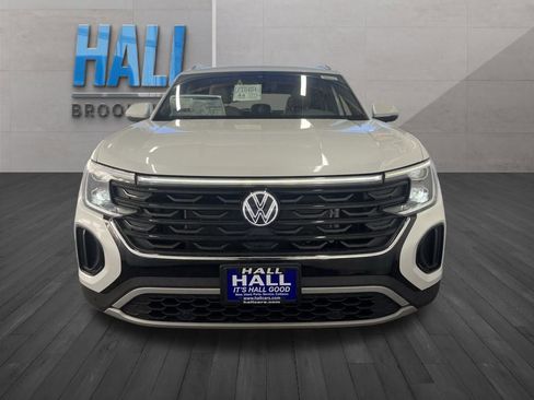 New 2026 Volkswagen Atlas Cross Sport SE image 8