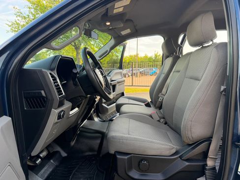 Used 2015 Ford F150 XLT image 19