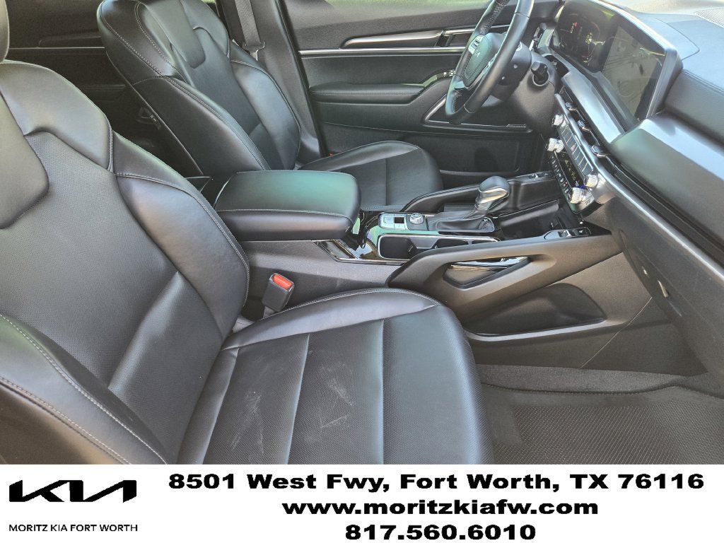 Certified 2025 Kia Telluride S FWD image 12