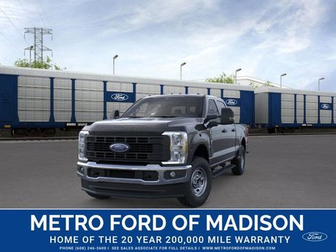New 2026 Ford F250 XL image 2