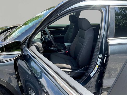 Used 2024 Honda CR-V EX image 21
