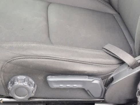 Used 2022 Jeep Wrangler Unlimited Sport image 16