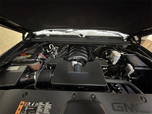 Certified 2020 GMC Yukon Denali w/ Denali Premium Package image 28