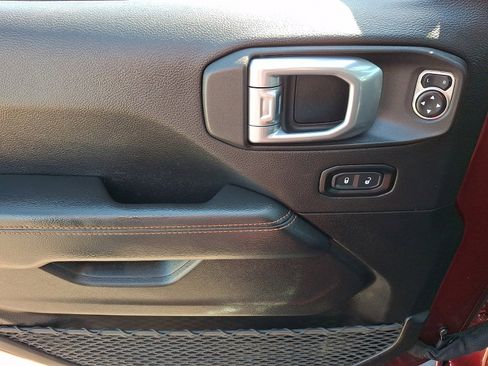 Used 2021 Jeep Gladiator Mojave AWD/4WD image 12