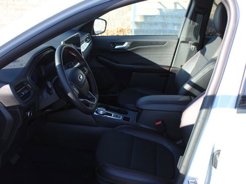 New 2026 Ford Escape ST-Line w/ Tech Pack #1 FWD image 20