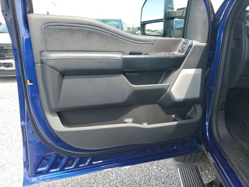 New 2026 Ford F350 Platinum w/ FX4 Off-Road Package image 15