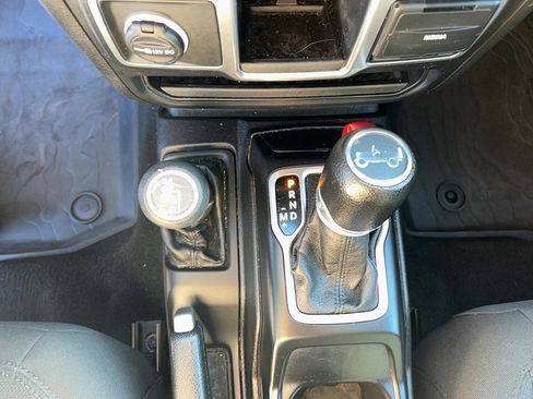 Used 2018 Jeep Wrangler Unlimited Sport image 20