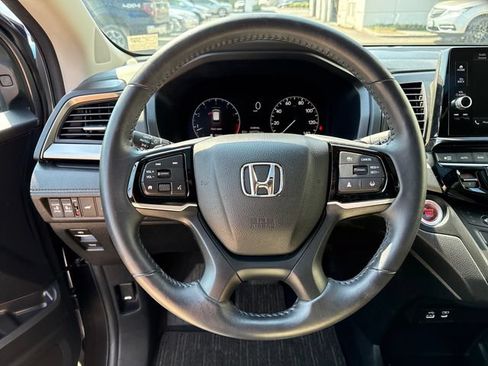 Used 2025 Honda Odyssey EX-L image 18