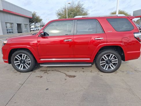 Used 2024 Toyota 4Runner Limited image 3