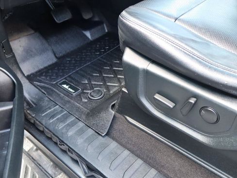 Used 2019 Ford F150 XLT w/ Equipment Group 302A Luxury RWD image 28