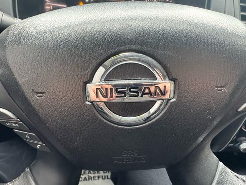 Used 2019 Nissan Pathfinder SV image 20