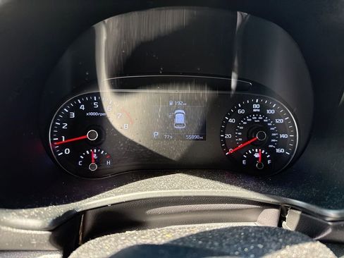Used 2022 Kia Soul LX FWD image 11