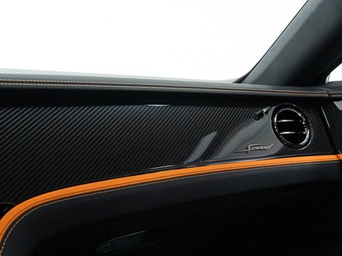 Used 2025 Bentley Flying Spur Plug-In Hybrid image 43