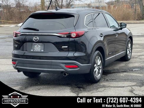 Used 2018 MAZDA CX-9 Touring w/ Touring Premium Package image 9