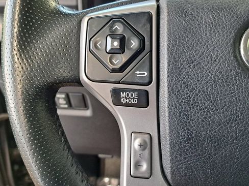 Used 2016 Toyota 4Runner SR5 image 12