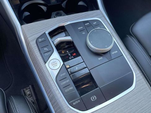 Used 2025 BMW 330i Sedan image 21