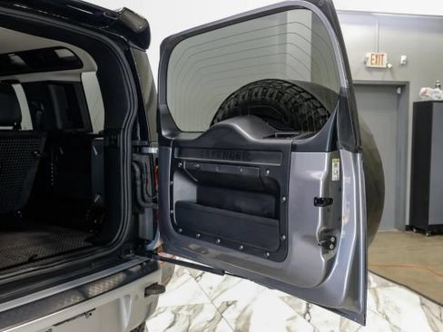 Used 2020 Land Rover Defender 110 First Edition AWD/4WD image 89