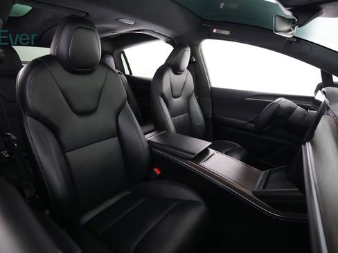 Used 2023 Tesla Model X image 23