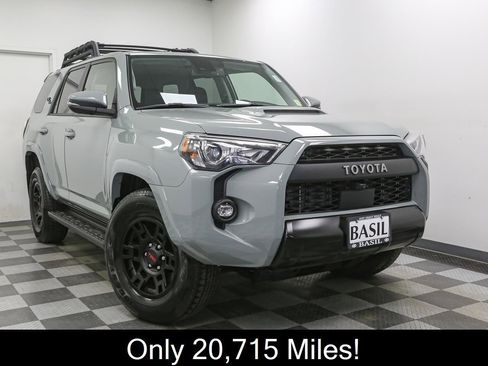 Used 2023 Toyota 4Runner TRD Off-Road Premium w/ Off Road Premium Plus Package AWD/4WD image 2