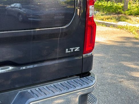 Used 2024 Chevrolet Silverado 1500 LTZ w/ Technology Package AWD/4WD image 19