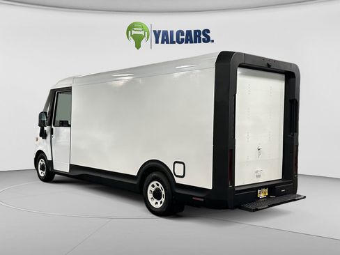 Used 2025 Chevrolet Brightdrop 600 FWD image 3