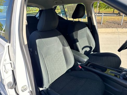 Used 2022 Nissan Kicks SV FWD image 34