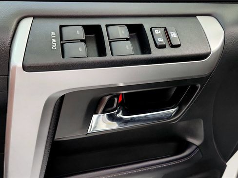 Certified 2022 Toyota 4Runner SR5 image 22