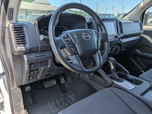Used 2023 Nissan Frontier S w/ Technology Package AWD/4WD image 8