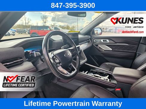Used 2025 Ford Explorer Platinum w/ LUX Leather Package AWD/4WD image 15