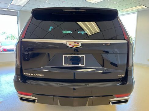 Certified 2023 Cadillac Escalade Premium Luxury Platinum AWD/4WD image 9