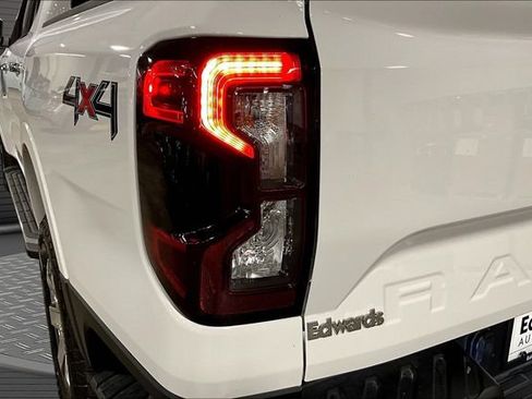 Used 2024 Ford Ranger Lariat w/ Trailer Tow Package AWD/4WD image 24