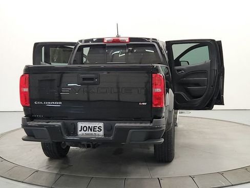 Used 2022 Chevrolet Colorado LT w/ LT Convenience Package RWD image 14