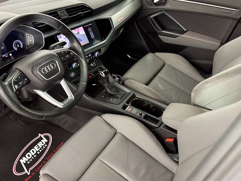 Used 2021 Audi Q3 2.0T Premium Plus w/ Premium Plus Package AWD/4WD image 5